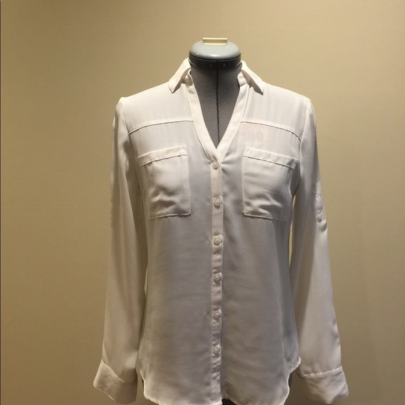 XS white Express button up portofino blouse - Picture 2 of 5
